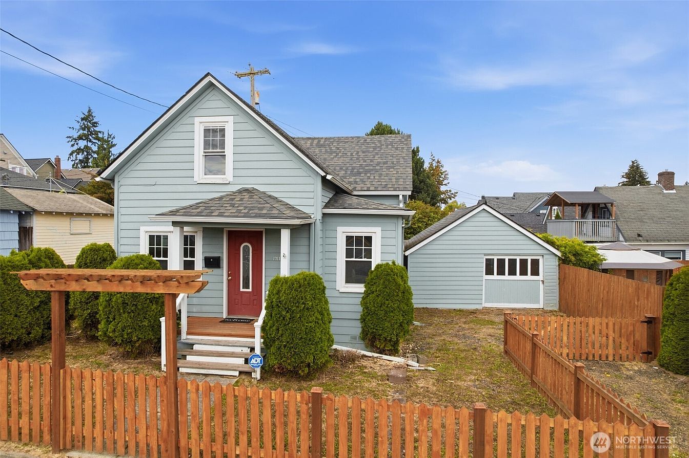 Historic three-bedroom home at 1711 24th Street in Everett