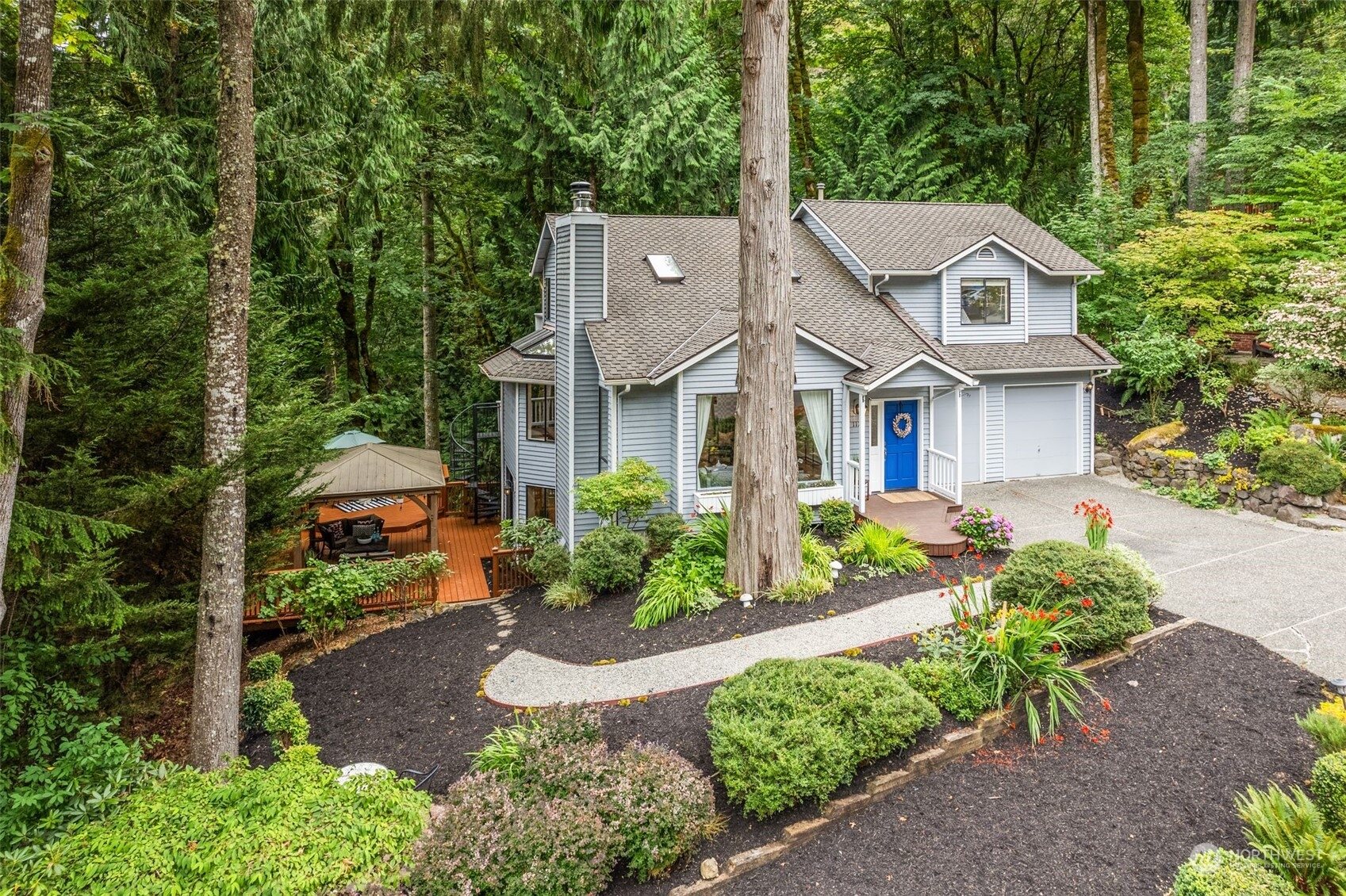 1125 Ridgewood Place SW, Issaquah, WA 98027